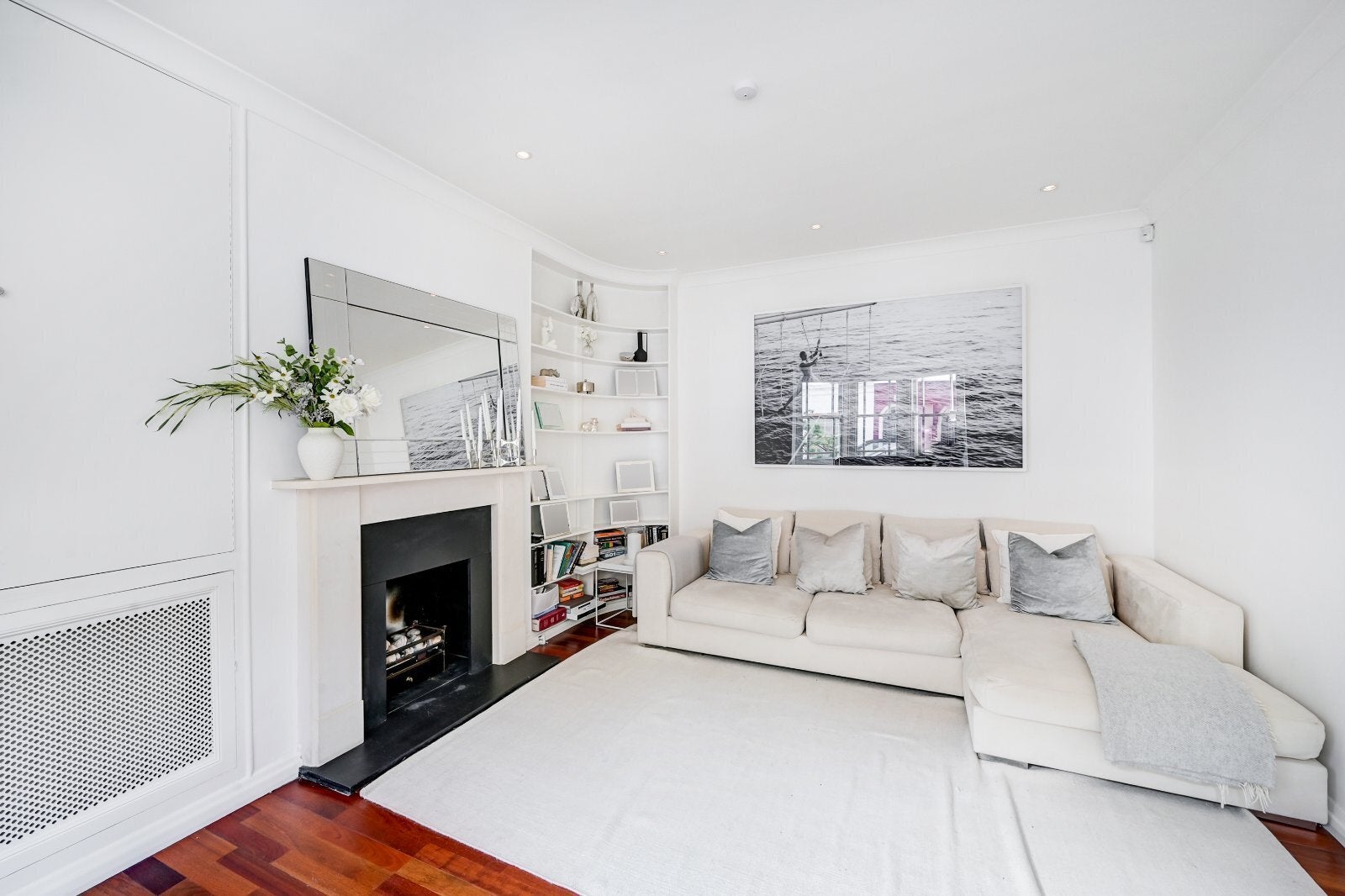 House Hillgate Place in Greater London