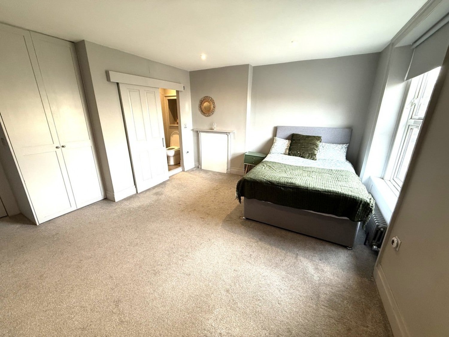 Room London Road in Reading
