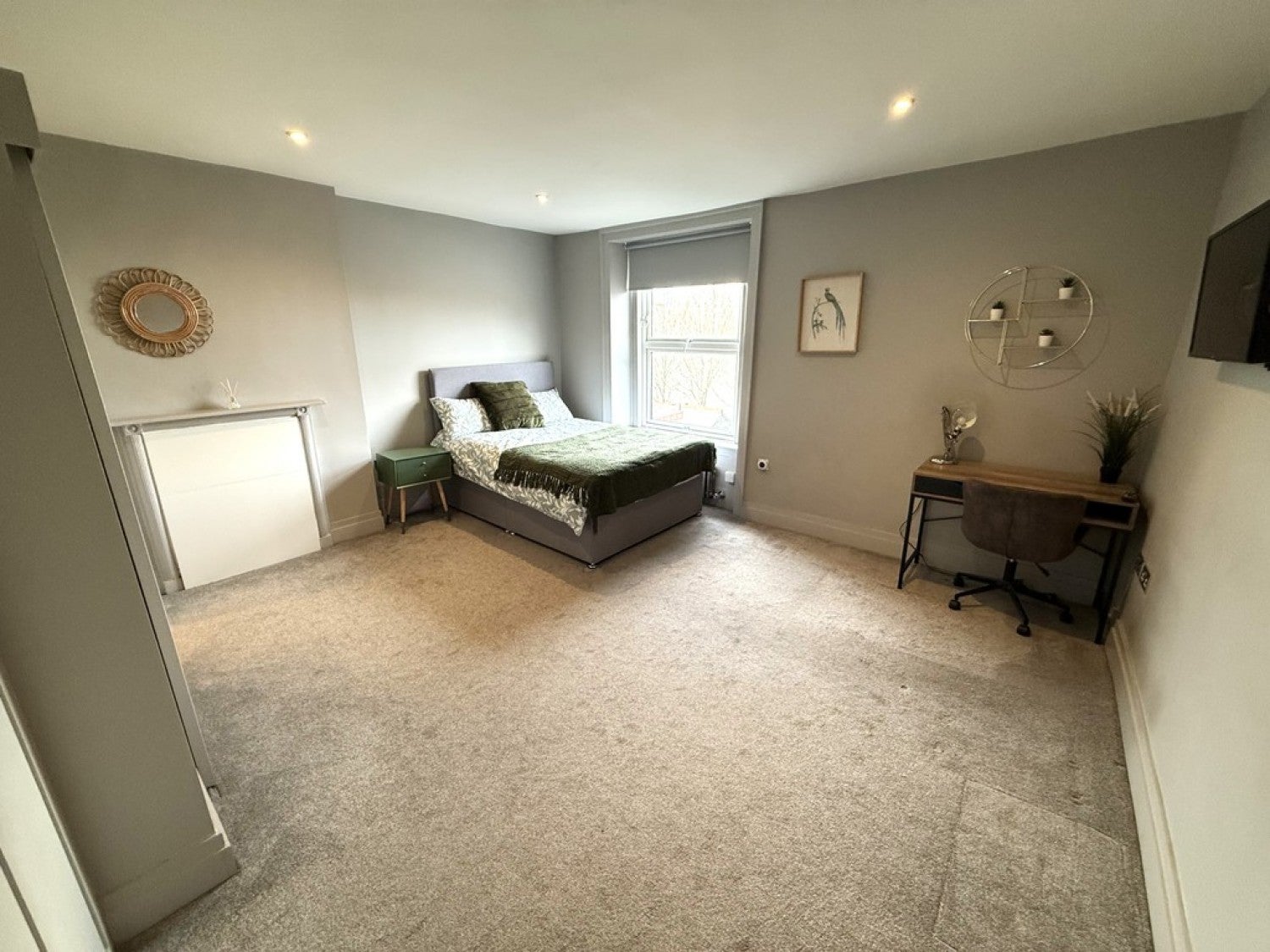 Room London Road in Reading