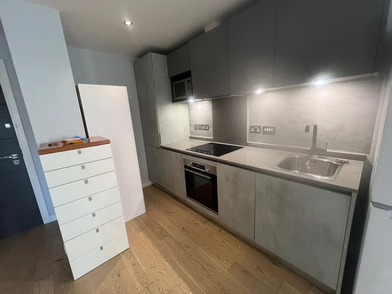 Flat Mersey Place in Luton
