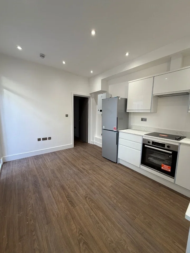 Flat Lea Bridge Road in Greater London
