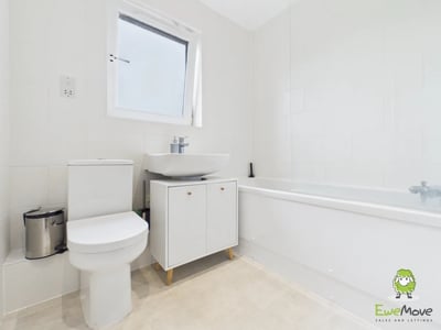 Flat Winterthur Way in Basingstoke and Deane