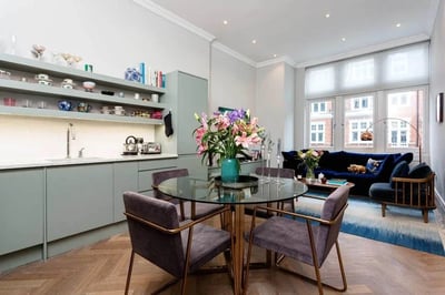 Flat Palace Court in City of Westminster