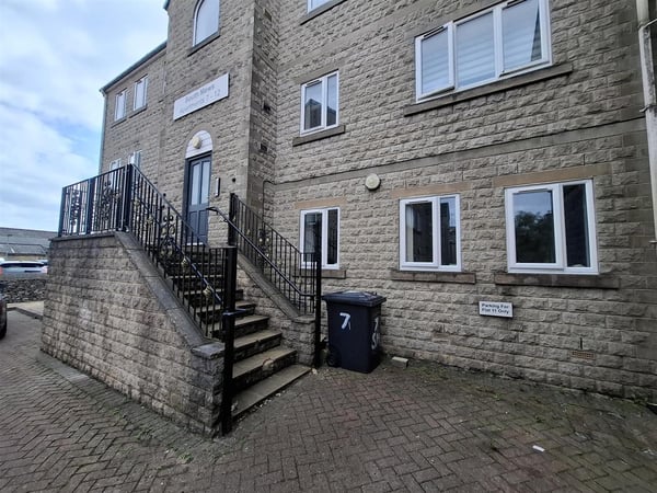 Flat Heath Mews in Buxton