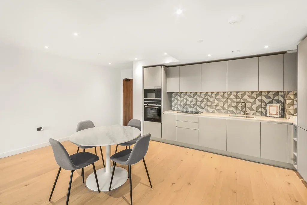 Flat Golden Lane in Greater London