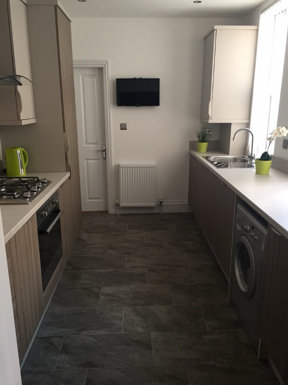 Flat Buston Terrace in Newcastle upon Tyne