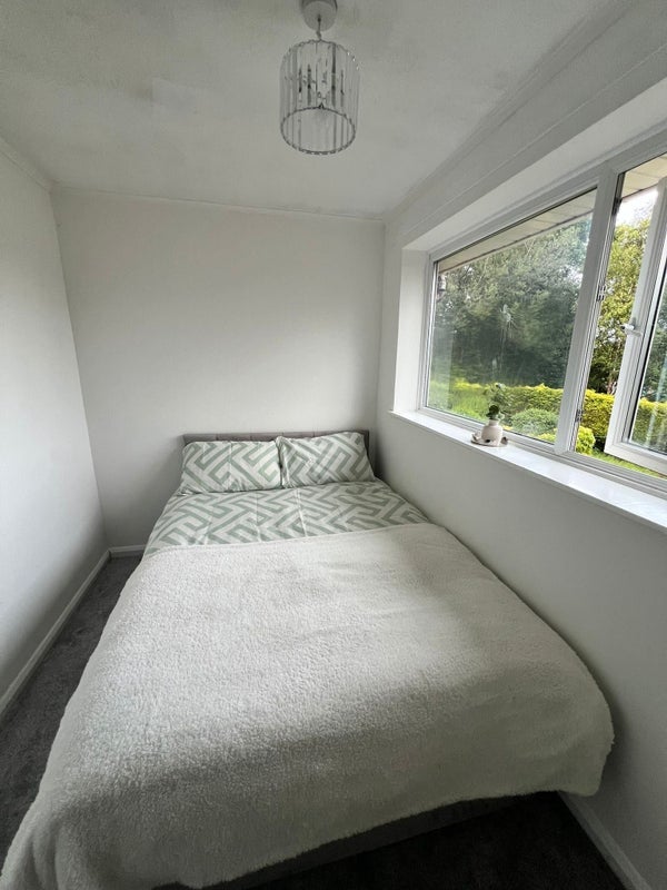 Room Caldwell Grove in Metropolitan Borough of Solihull