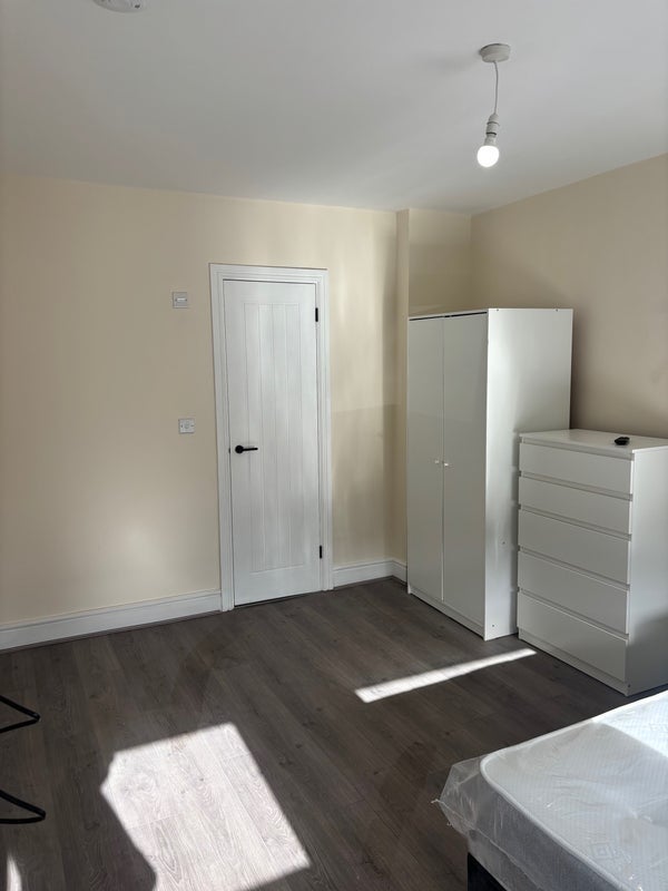 Room Shaw Lane in Prescot