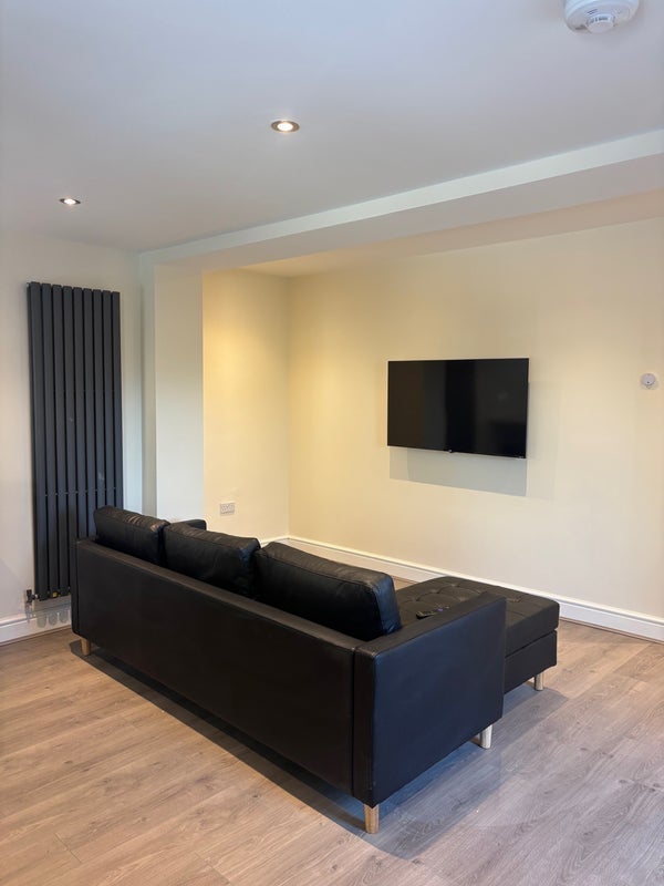 Room Shaw Lane in Prescot