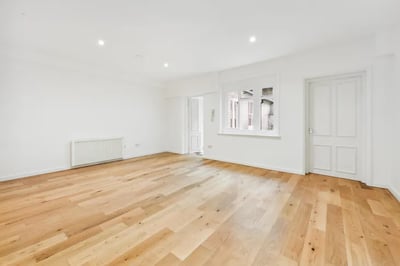 Flat Cranley Place in Greater London