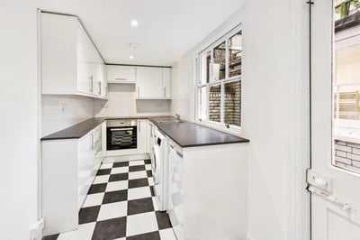 Flat Cranley Place in Greater London