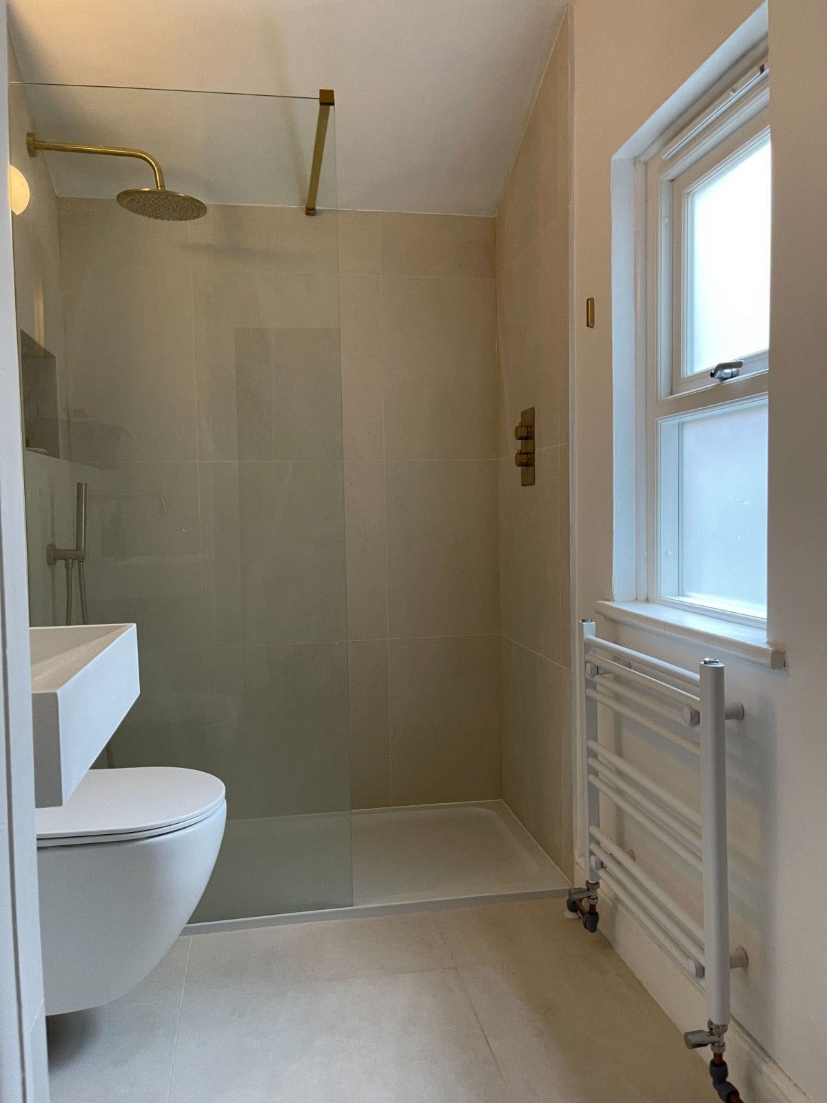 Flat Eversholt Street in Greater London