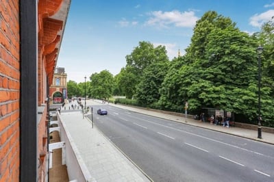Flat Kensington Gore in City of Westminster