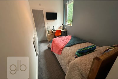 Room St. George's Road in Coventry