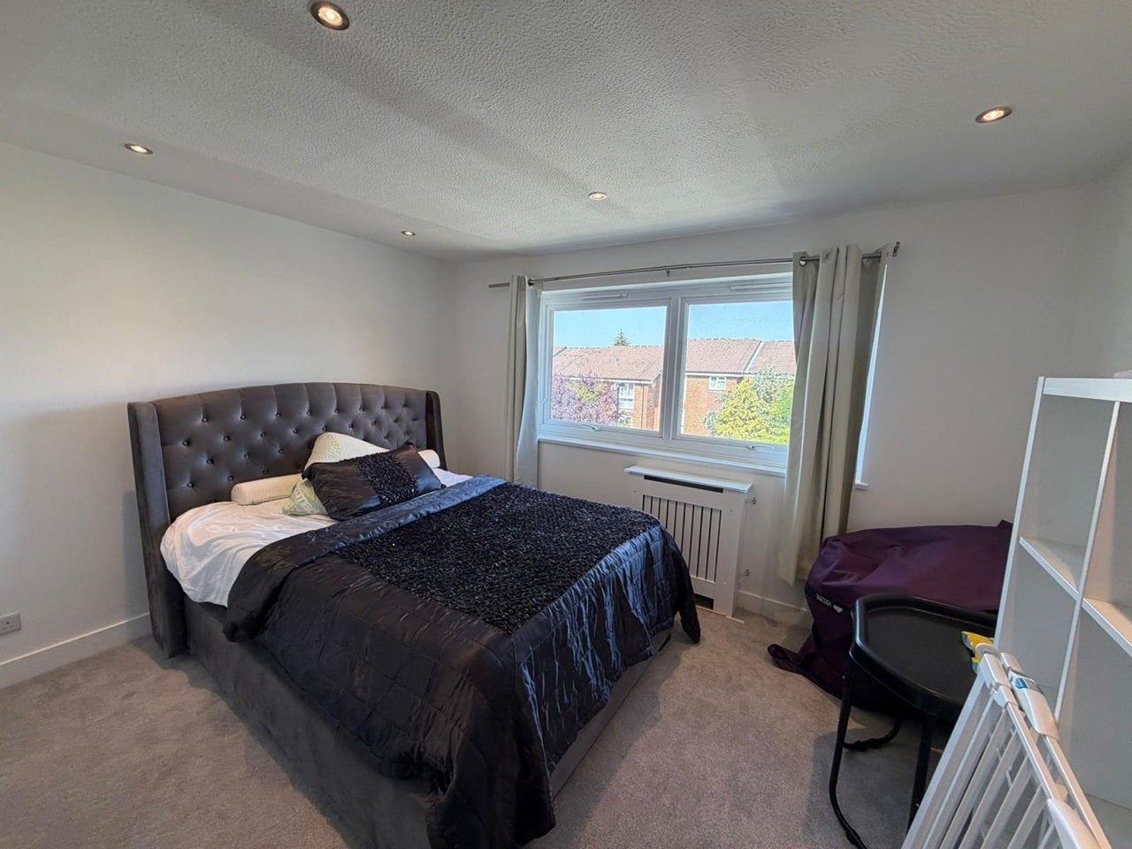 Flat St. Arvans Close in Greater London