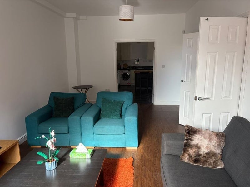 Room Grunberg Road in Leeds