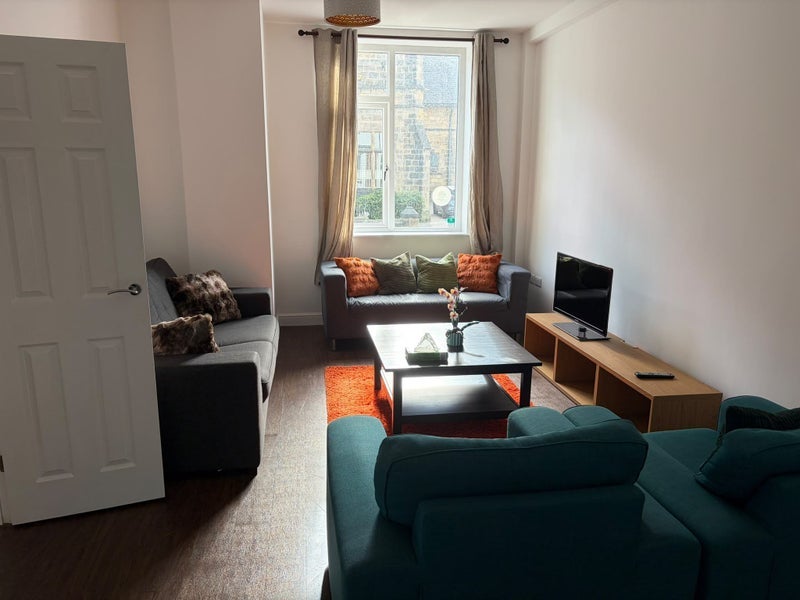 Room Grunberg Road in Leeds