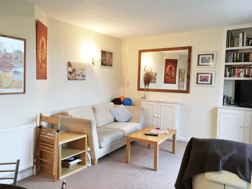 Flat Blythe Road in Greater London