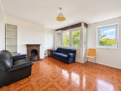 Flat Jamaica Road in Greater London