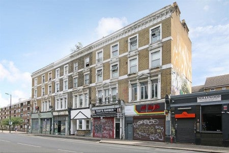 Flat Camberwell Road in Greater London