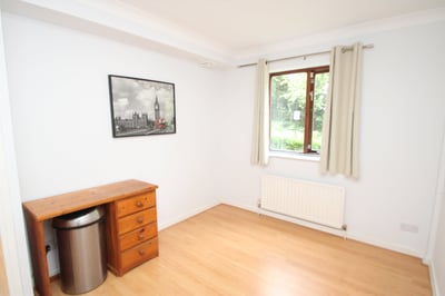Flat Campion Close in Greater London