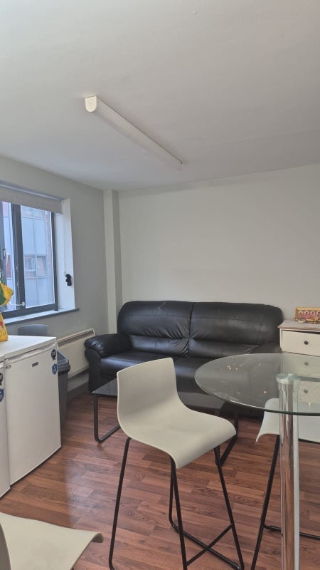 Room Grange Lane in Leicester