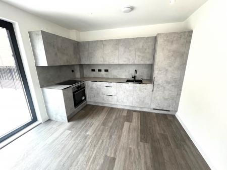 Flat Ordsall Lane in Salford