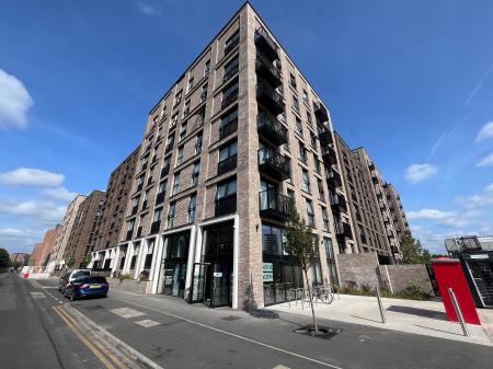 Flat Ordsall Lane in Salford