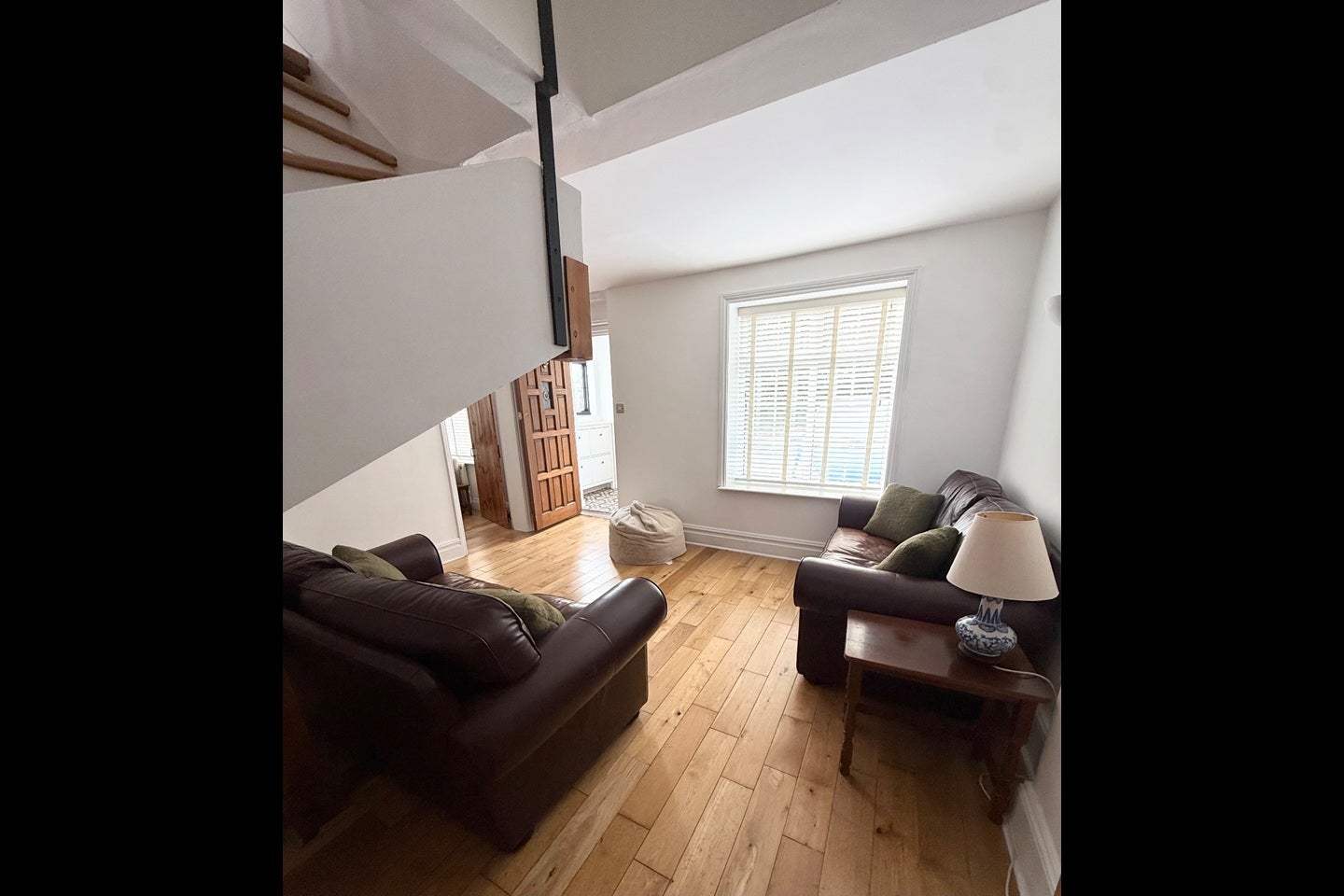 House Whitewebbs Lane in Greater London