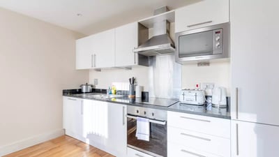 Flat Elgin Avenue in City of Westminster