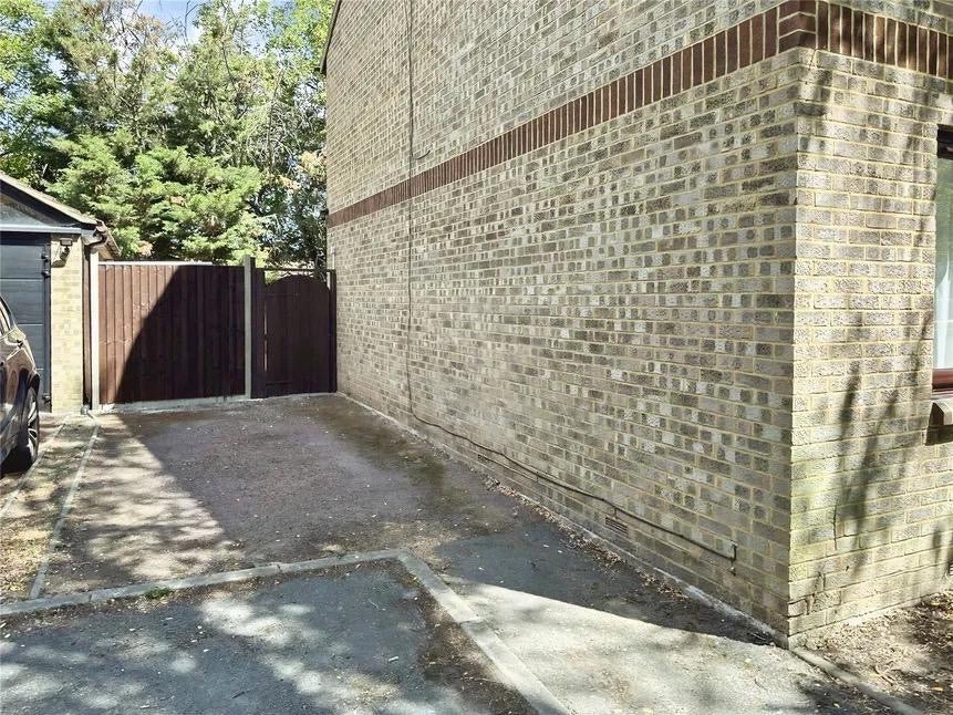 House Copse Close in Greater London