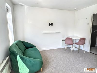 Flat South Road in Havant