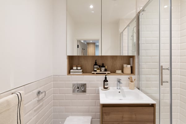 Flat Sloane Avenue in Greater London