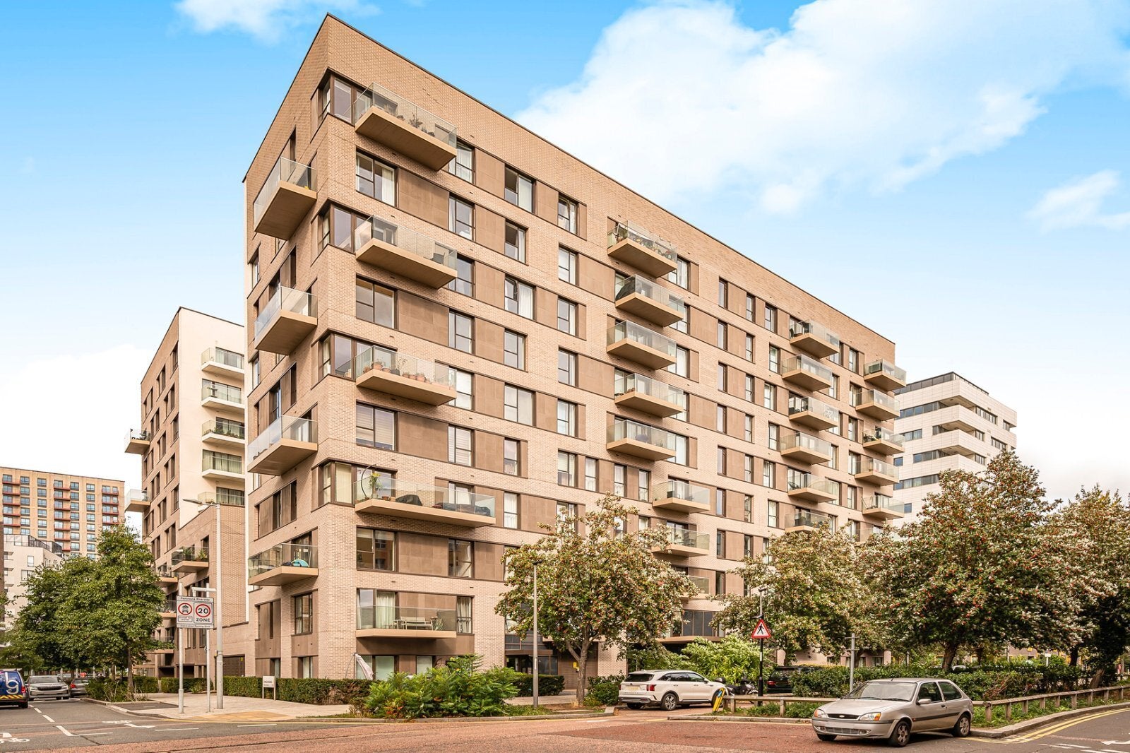 Flat Bessemer Place in Greater London