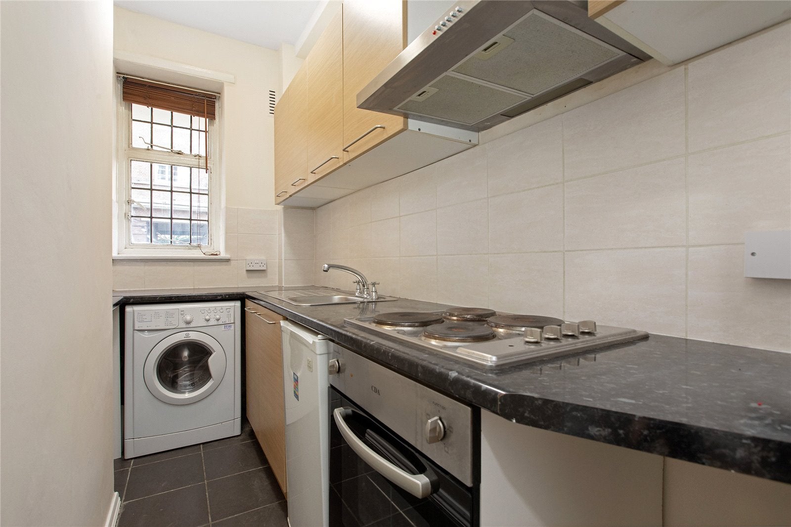 Flat Judd Street in Greater London