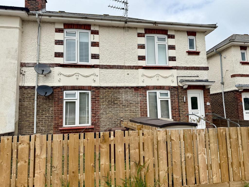 Flat Childe Square in Portsmouth