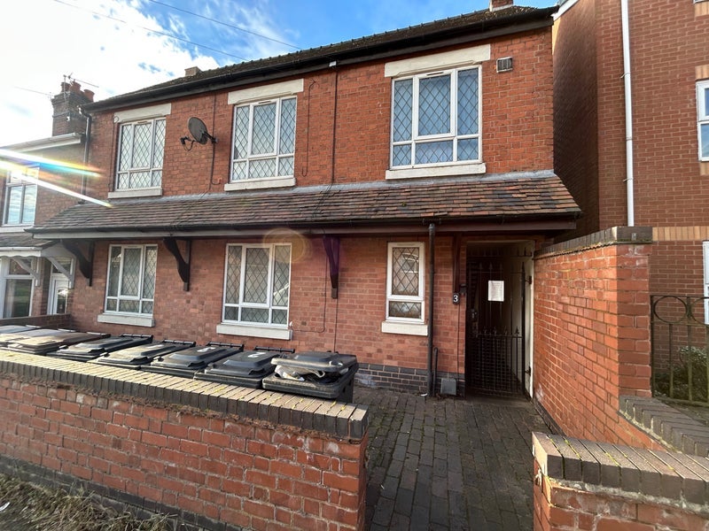 Flat Bucks Hill in Nuneaton and Bedworth