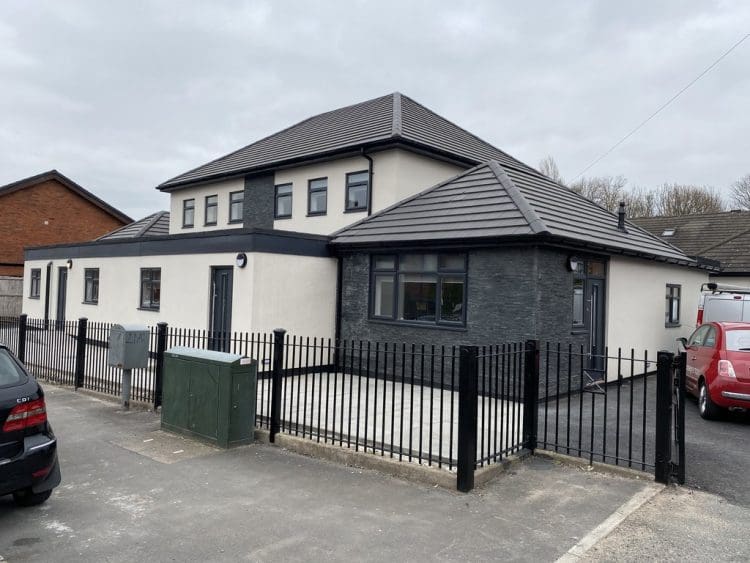 Flat Oakthorn Grove in St Helens