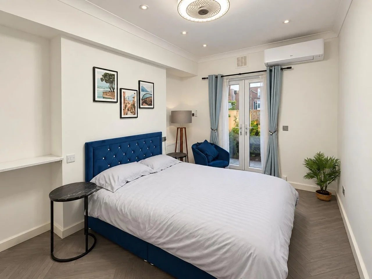 Flat Alderney Street in City of Westminster