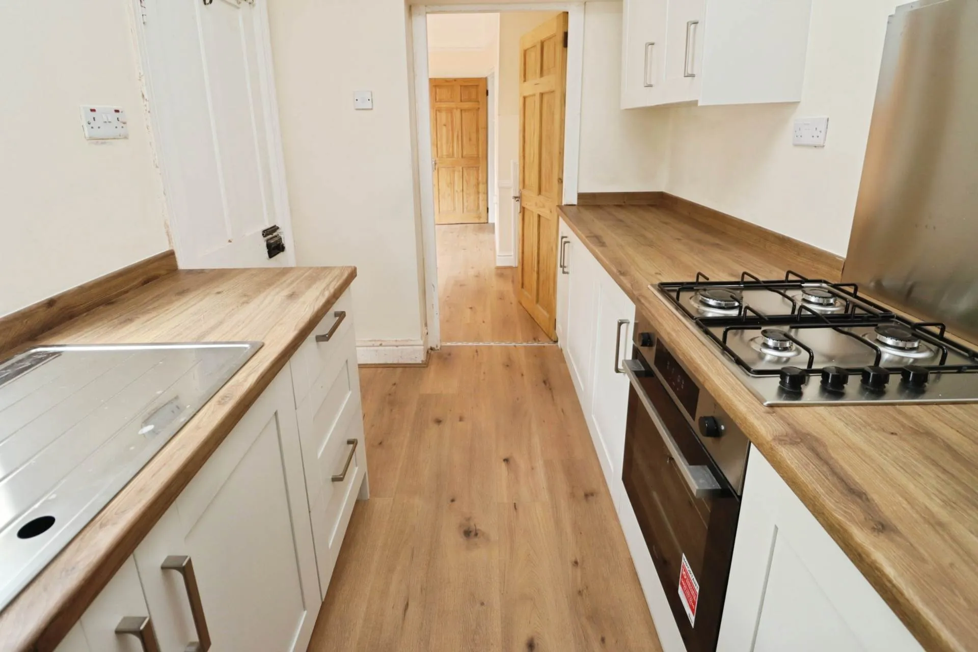 House Oakleigh Grove in Bebington