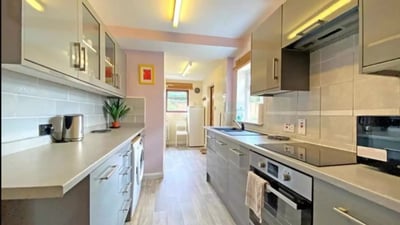 House Gordon Road in Greater London