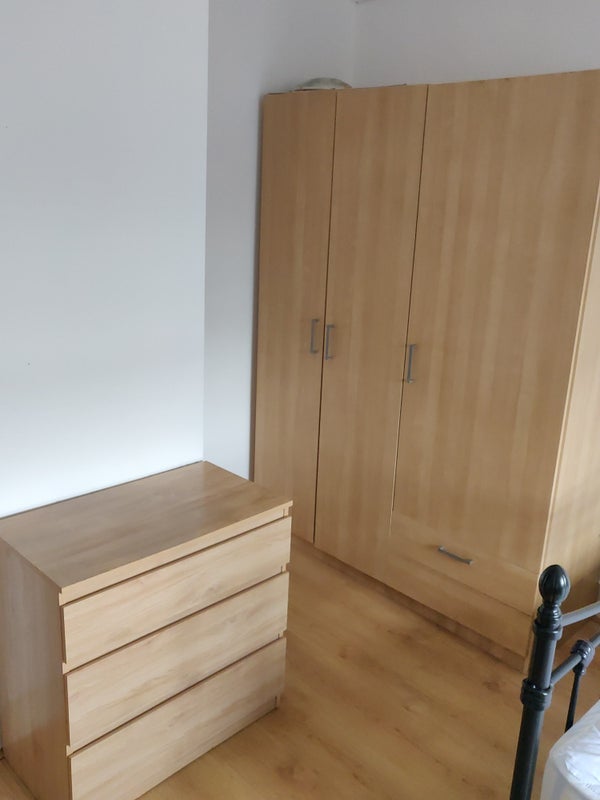 Room Livingstone Road in Greater London
