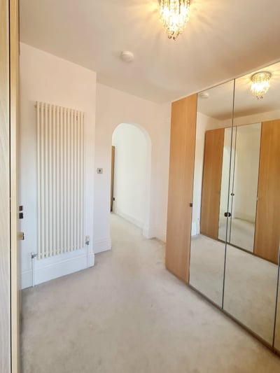 Room Higham Road in Rushden