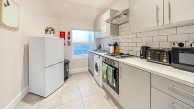 Flat Lynchford Road in Rushmoor