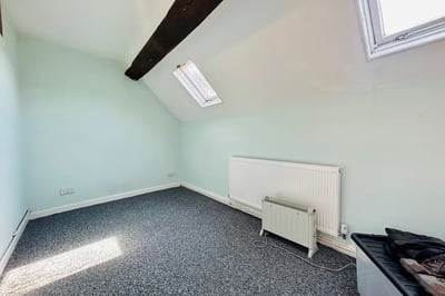 Flat Victoria Square in Derbyshire Dales