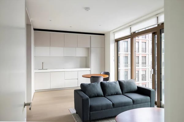 Flat Lewis Cubitt Walk in Greater London