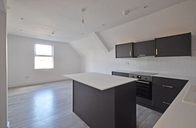 Flat Caerau Road in Newport