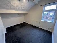 Flat Lowfield Grove in Hazel Grove