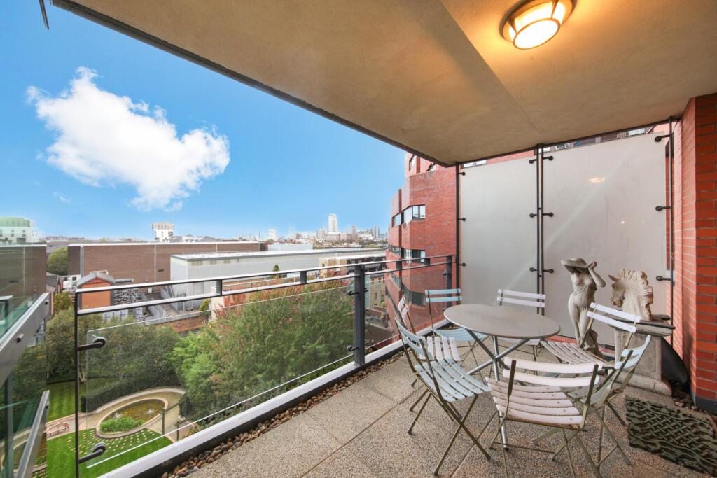 Flat St John's Wood Road in City of Westminster