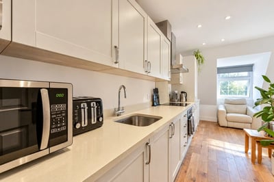 Flat Westfield Road in Woking